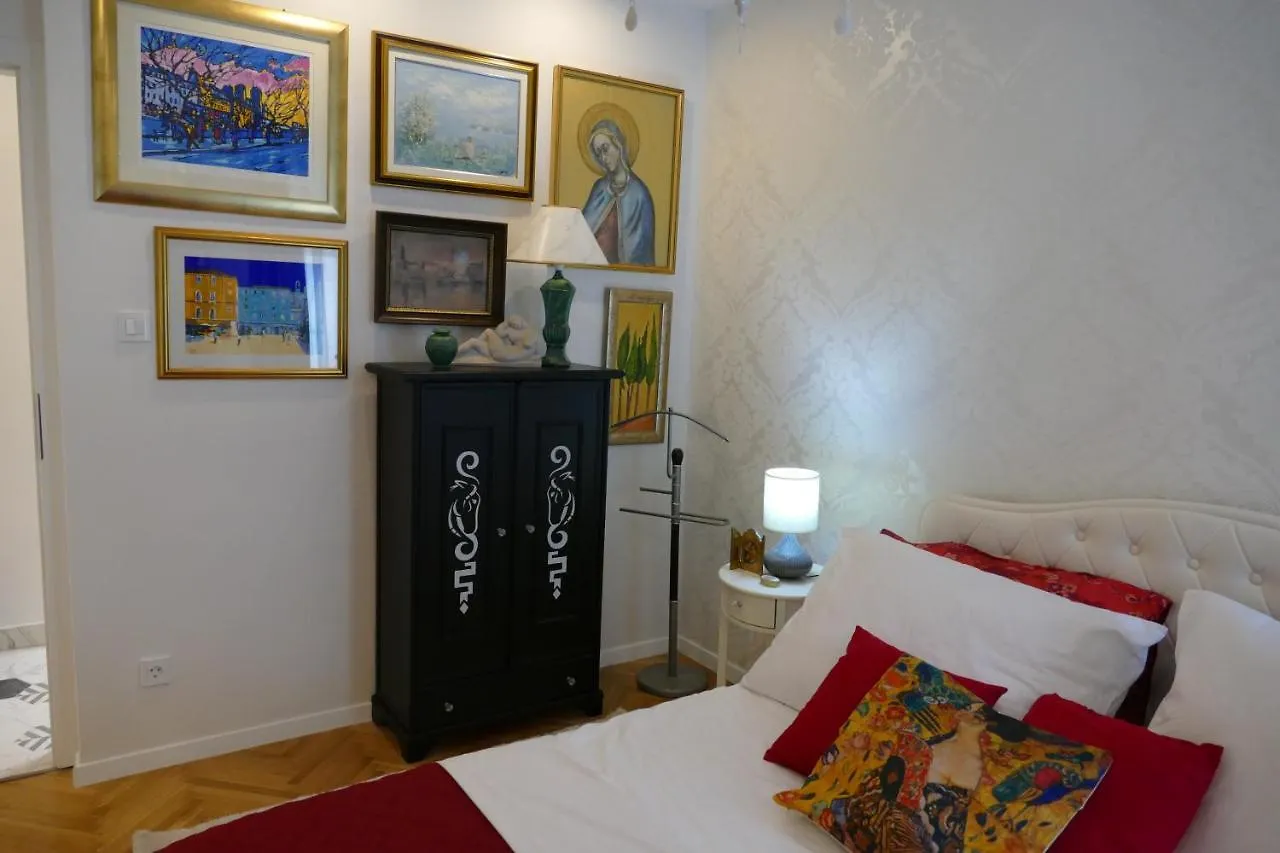 Art Gallery Luxury Apartment Split