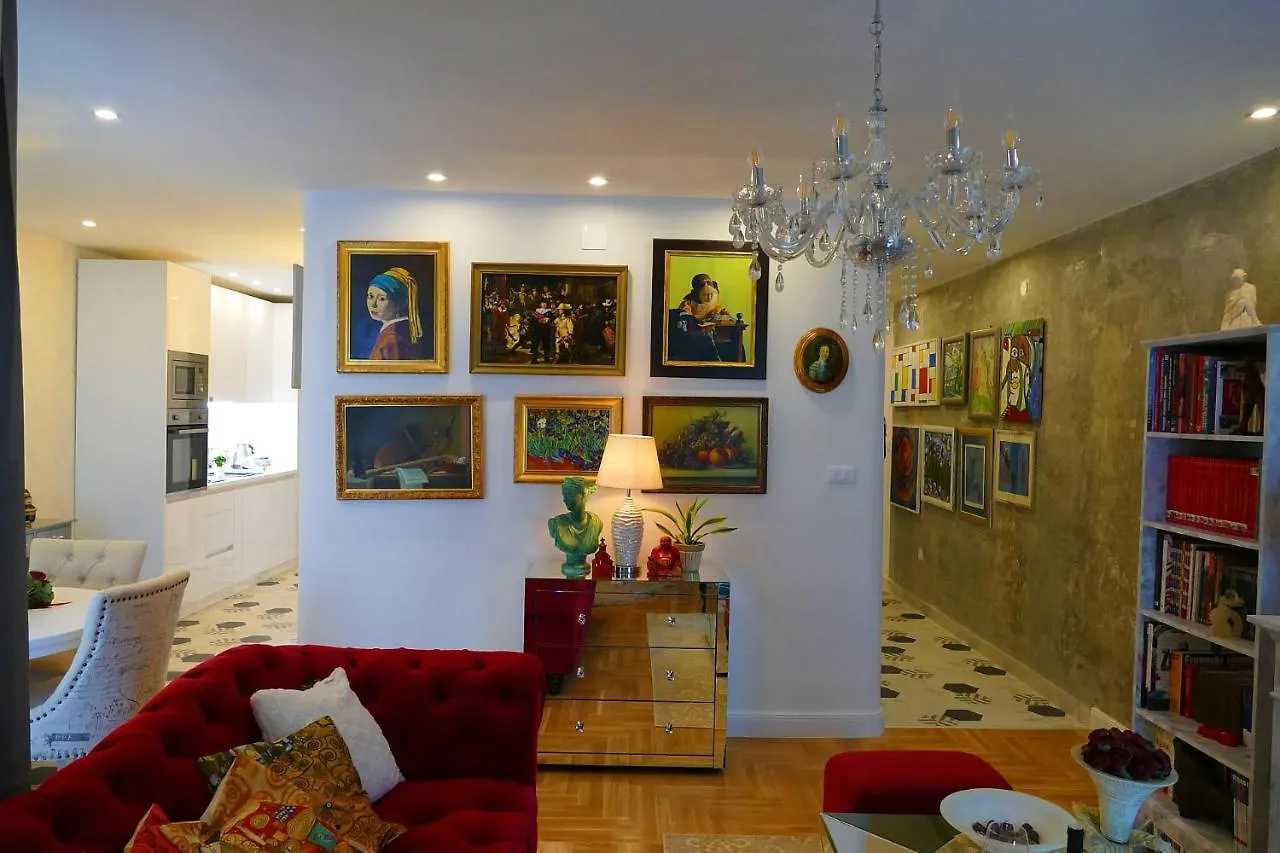 Art Gallery Luxury Apartment Split