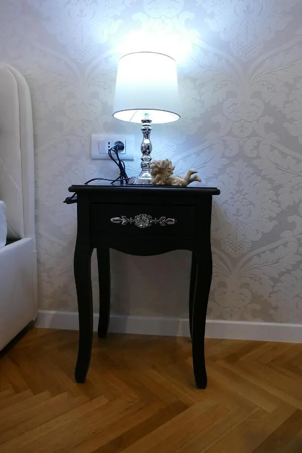 Art Gallery Luxury Apartment Split
