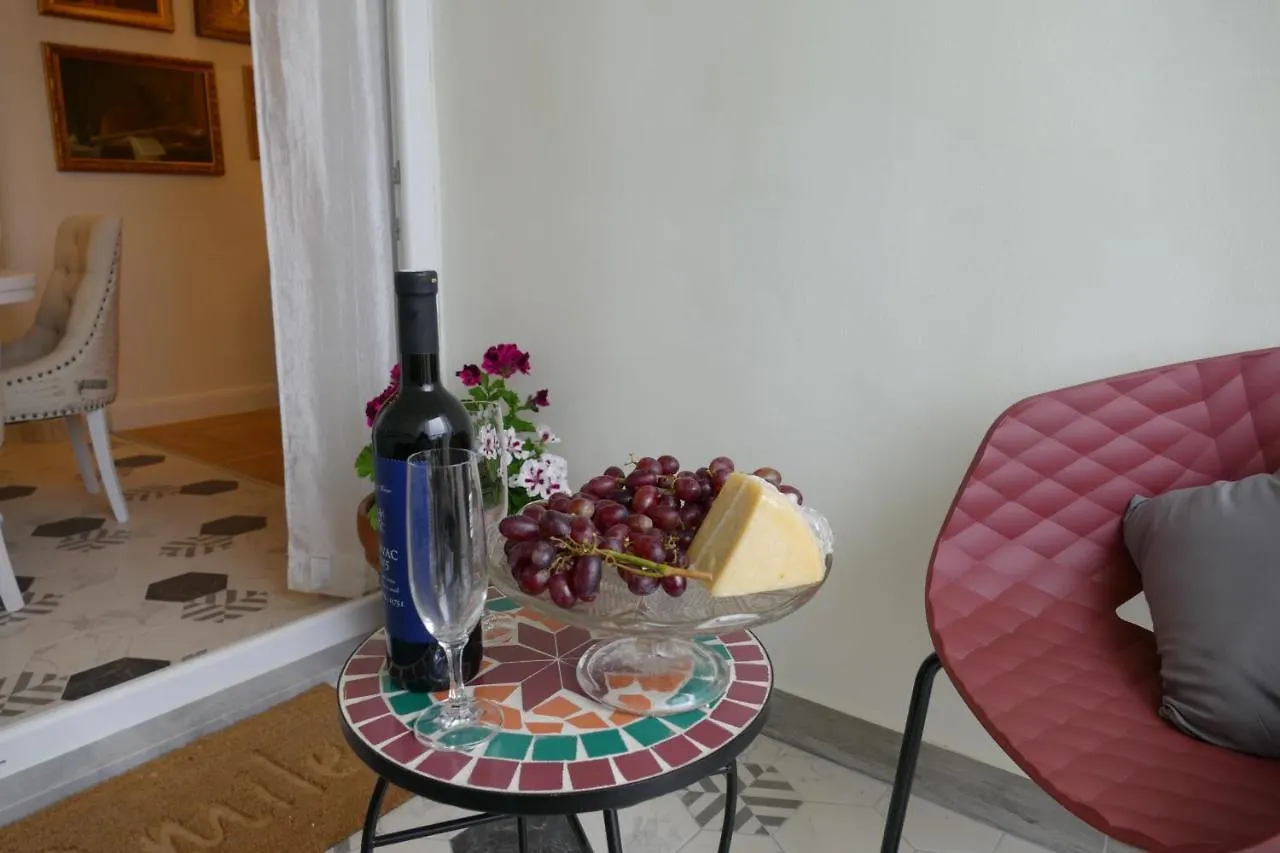 Art Gallery Luxury Apartment Split