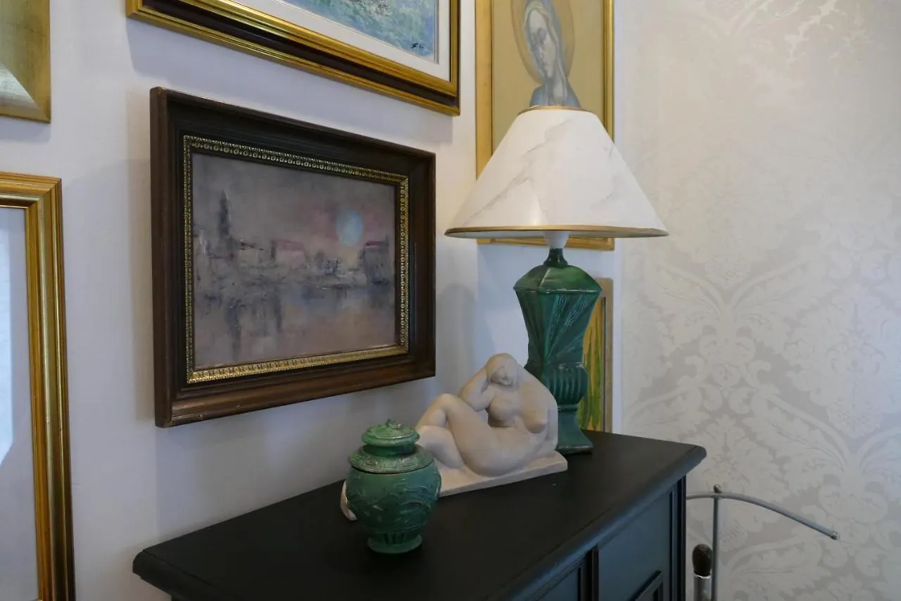 Art Gallery Luxury Apartment Split